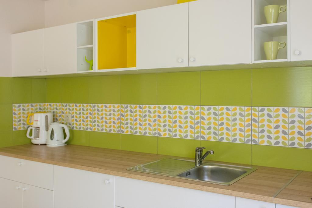 Studio And Apartment Nadia With Garden Porec Bagian luar foto