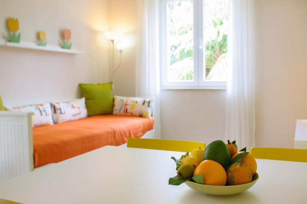 Studio And Apartment Nadia With Garden Porec Bagian luar foto