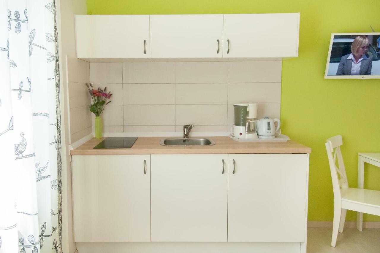 Studio And Apartment Nadia With Garden Porec Bagian luar foto